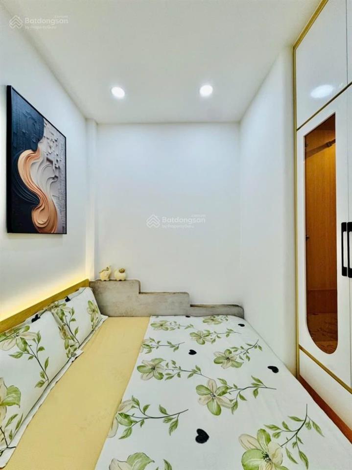 Nhà đẹp sát mặt tiền xô viết nghệ tĩnh, p26, bình thạnh  3m x 7.2m 3 tầng 3pn 3wc giá 4.39 tỷ