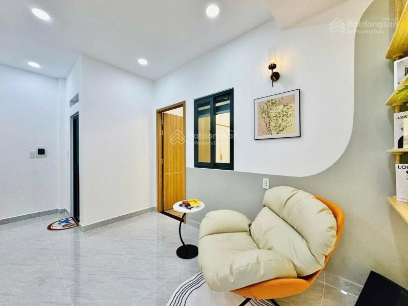 Bình thạnh  nhà đẹp 2 tầng  ở ngay  45m2  2 tầng btct  3 phòng ngủ (1pn trệt)  6.79 tỷ