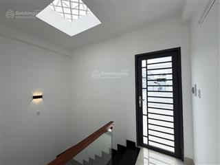 Bình thạnh nhà mới 60m2  5 lầu cạnh mt xe hơi  nội thất sang xịn chỉ 9t5.