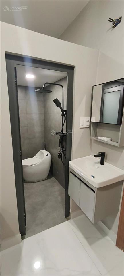Điện biên phủ  sát mt  hẻm ô tô  28m2 full thổ cư  2 tầng 2pn  ngay ngã tư hàng xanh giá 5ty5