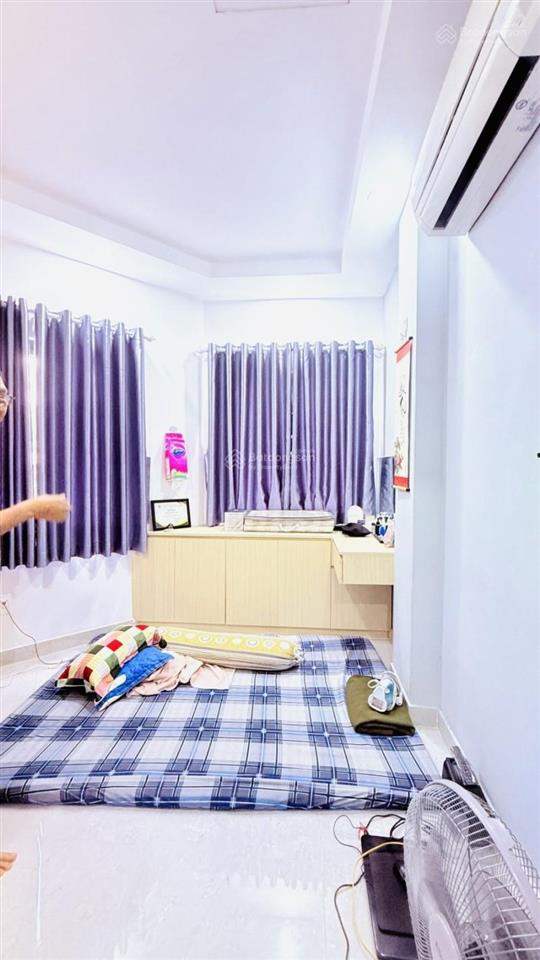Nhà 4 tầng sát mặt tiền vạn kiếp  hẻm 7 chỗ đỗ cửa  giá chỉ 4.2 tỷ