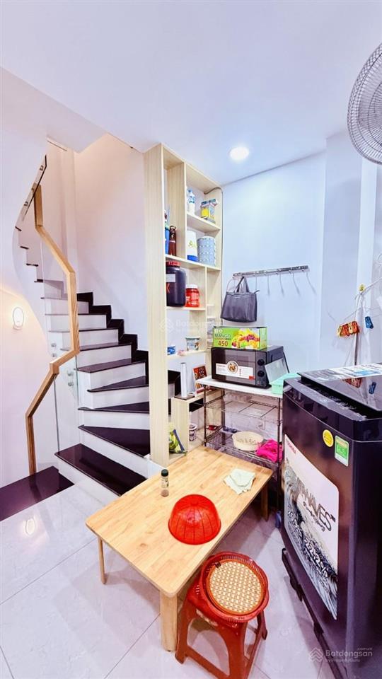 Nhà 4 tầng sát mặt tiền vạn kiếp  hẻm 7 chỗ đỗ cửa  giá chỉ 4.2 tỷ