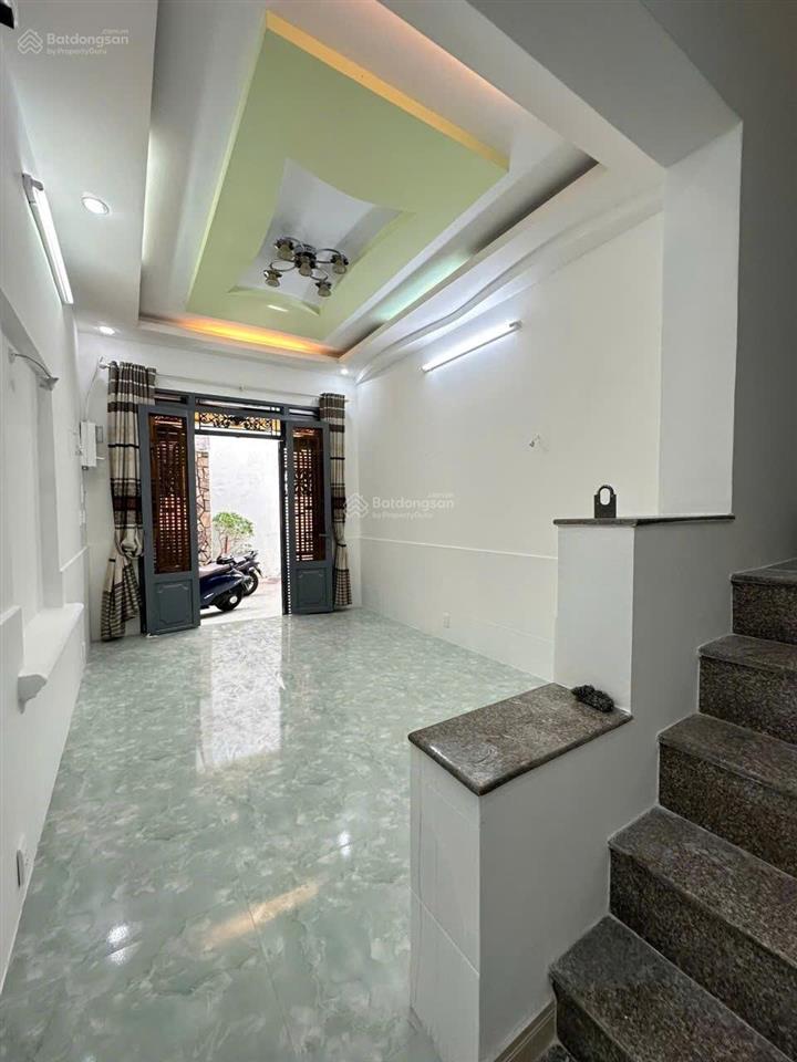 Ngay chợ bà chiểu  kết cấu 3 tầng  hẻm xe hơi sát nhà  vị trí đẹp cực hiếm  43m2 chỉ 6.6 tỷ