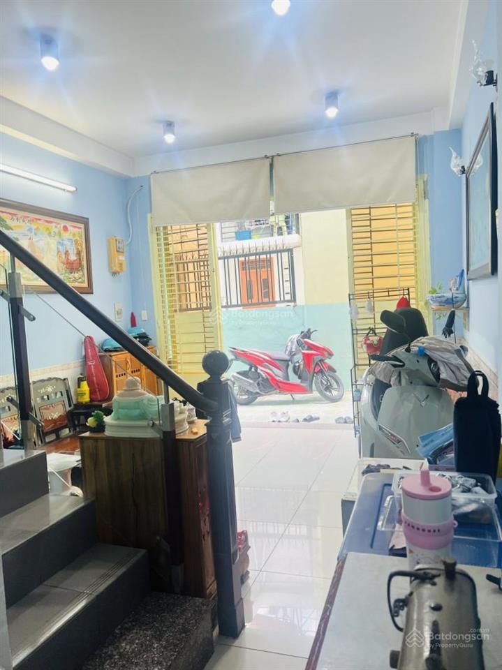 Bình thạnh  4 tầng btct  5pn  ô tô đỗ cổng  khu nội bộ yên tĩnh  giá chỉ 6.6 tỷ