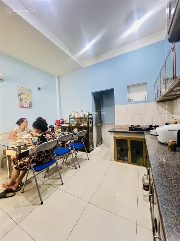 Bình thạnh  4 tầng btct  5pn  ô tô đỗ cổng  khu nội bộ yên tĩnh  giá chỉ 6.6 tỷ