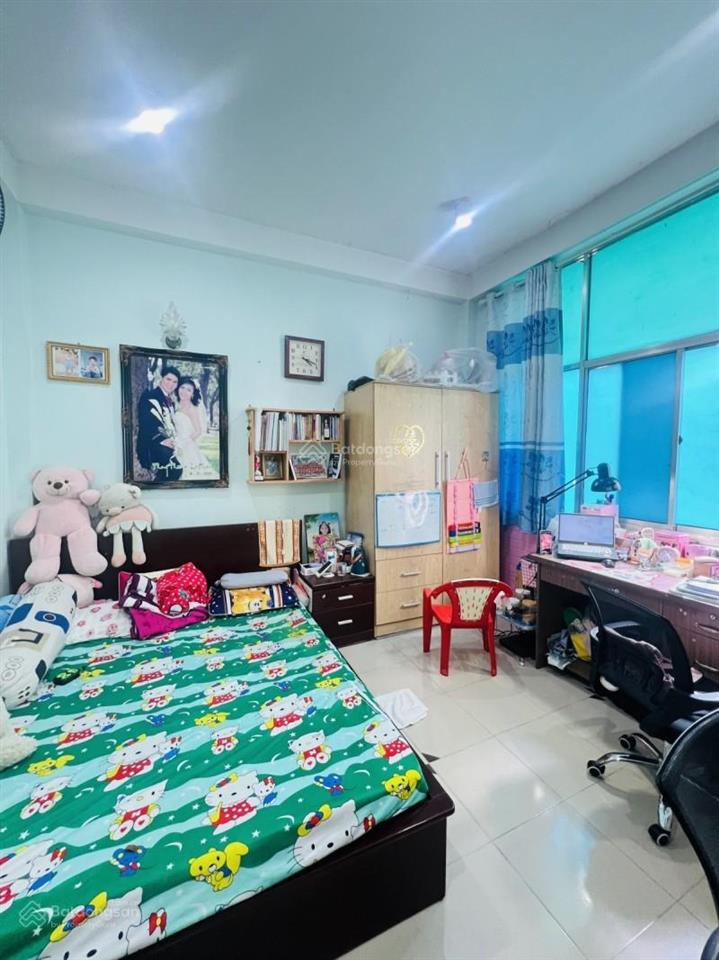 Bình thạnh  4 tầng btct  5pn  ô tô đỗ cổng  khu nội bộ yên tĩnh  giá chỉ 6.6 tỷ