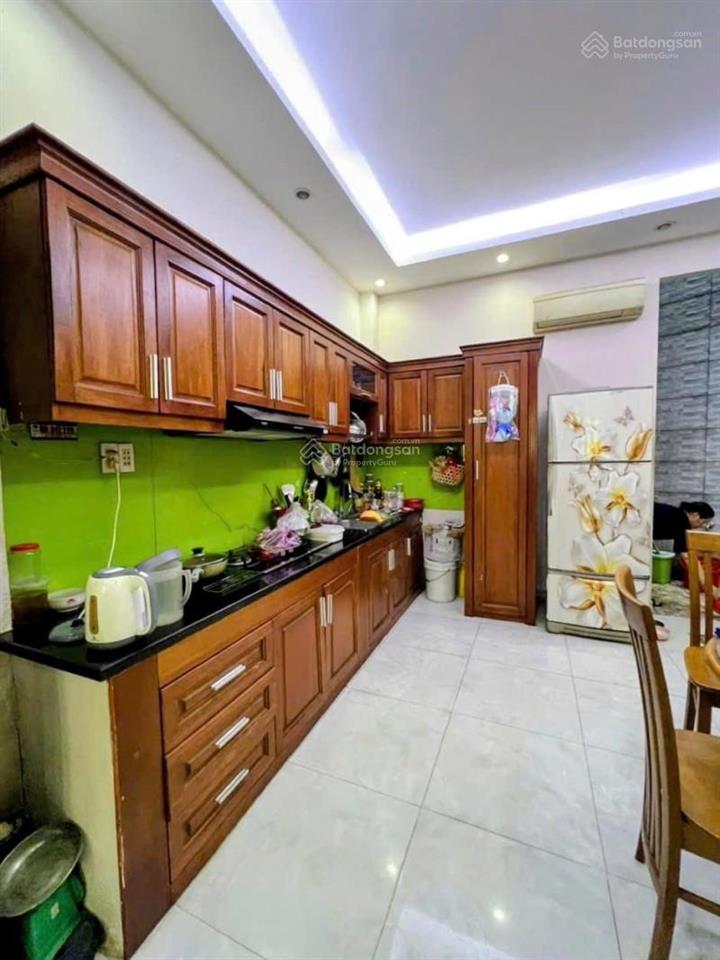 Hẻm xe hơi đỗ cửa  nhà 2 tầng kiên cố 2pn  50m2  đ. phạm văn chiêu gò vấp  chỉ 5.9 tỷ tl