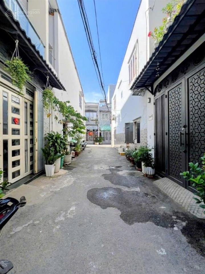 Hẻm xe hơi đỗ cửa  nhà 2 tầng kiên cố 2pn  50m2  đ. phạm văn chiêu gò vấp  chỉ 5.9 tỷ tl