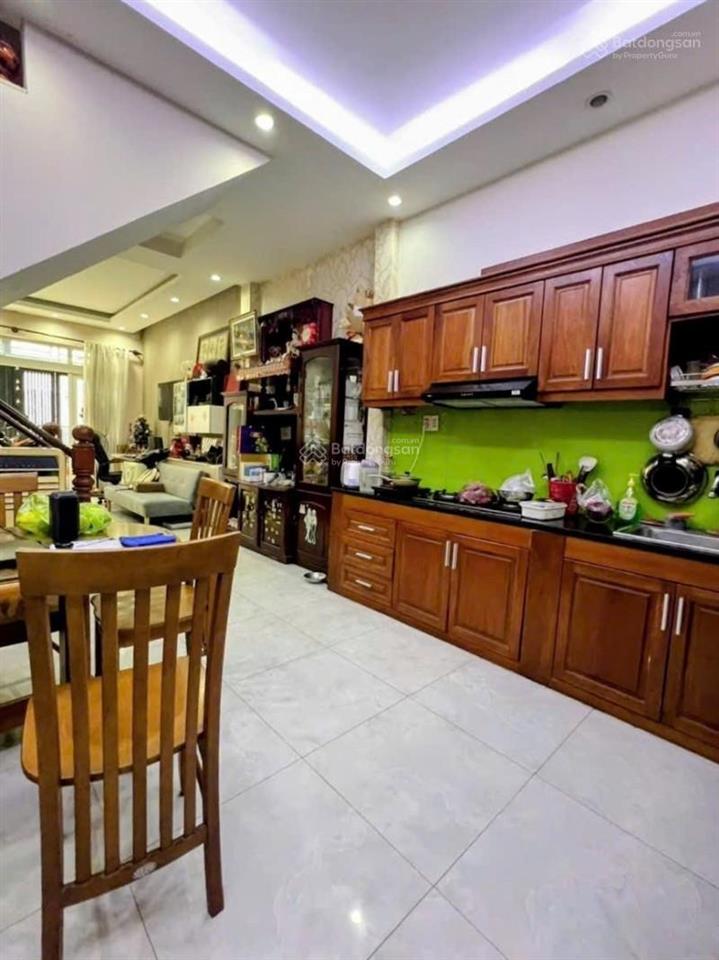 Hẻm xe hơi đỗ cửa  nhà 2 tầng kiên cố 2pn  50m2  đ. phạm văn chiêu gò vấp  chỉ 5.9 tỷ tl