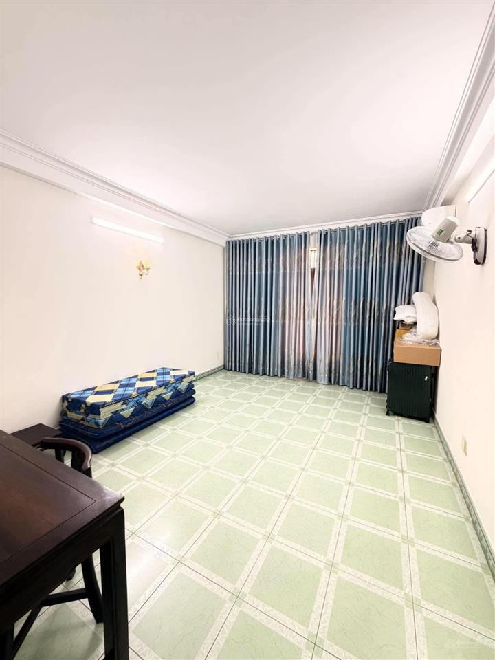 Sau lưng căn mặt tiền phường 2 tân bình gần sân bay, 45m2 5 tầng ngang 4.1m, 7ty5