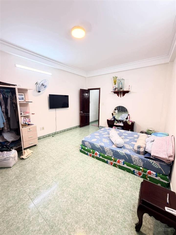 Sau lưng căn mặt tiền phường 2 tân bình gần sân bay, 45m2 5 tầng ngang 4.1m, 7ty5