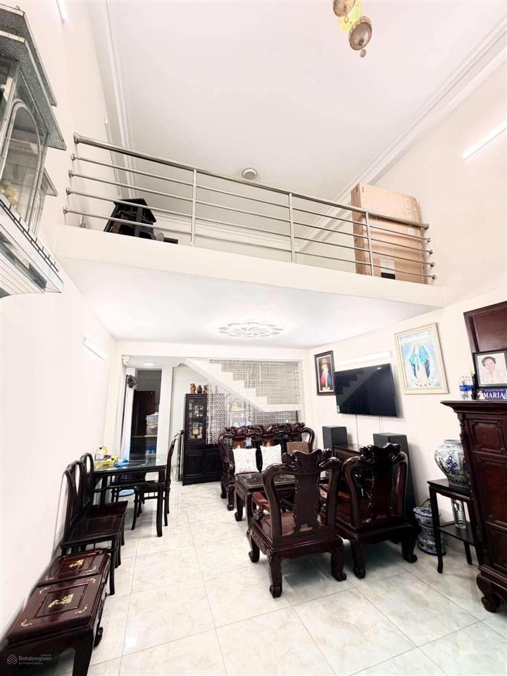 Sau lưng căn mặt tiền phường 2 tân bình gần sân bay, 45m2 5 tầng ngang 4.1m, 7ty5
