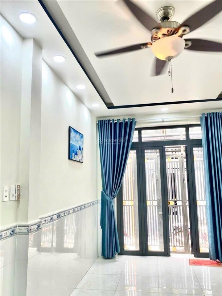 2 tầng  ngay vincome quang trung  ngã 5 gò vấp  3,5 tỷ tl