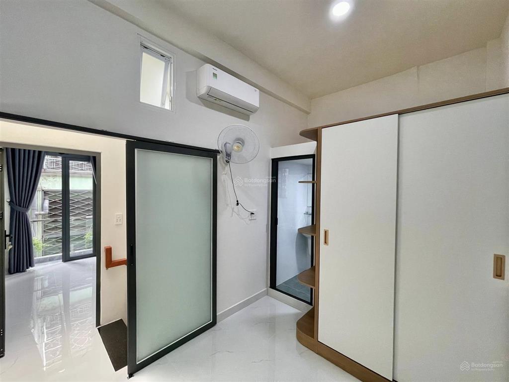 Nhà mới  ngay học viện cán bộ  hẻm 1 trục sát mt  dt 4.1 x 7.5  2 tầng đúc 2pn 3wc  4.779 tỷ