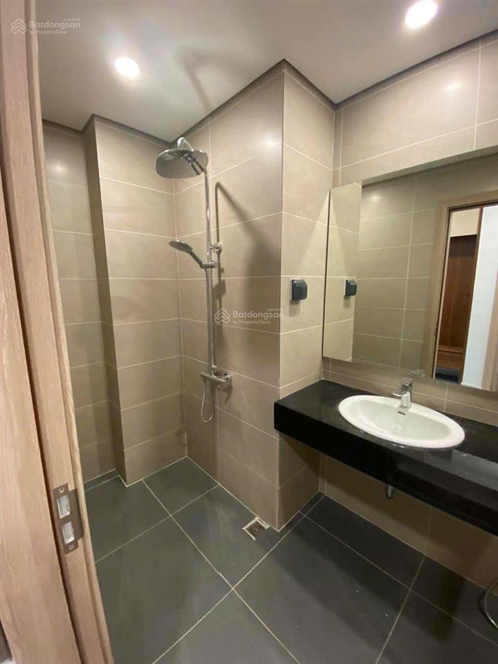 Khai sơn city 3pn  giá thuê "hạ nhiệt" chỉ 8 triệu/tháng. call me 0865 601 ***