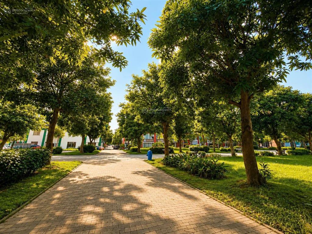 Sống xanh  trải nghiệm sang  giá vừa túi tiền căn hộ khai sơn city giá chỉ 8 triệu/tháng.