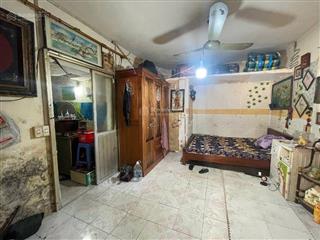 #tập thể tôn đức thắng  tầng 1  diện tích rộng  đầu tư tốt