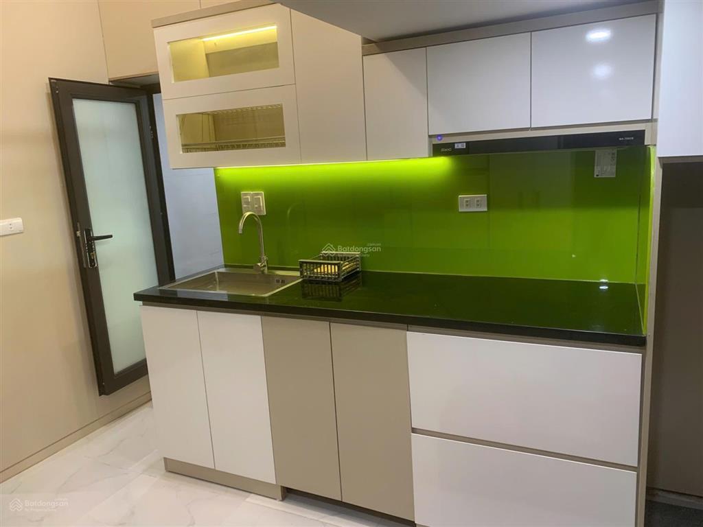 Tập thể phố cổ, đi bộ 5 phút lên hồ gươm, giá rẻ, nội thất đẹp, mặt phố