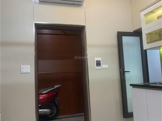 Tập thể phố cổ, đi bộ 5 phút lên hồ gươm, giá rẻ, nội thất đẹp, mặt phố