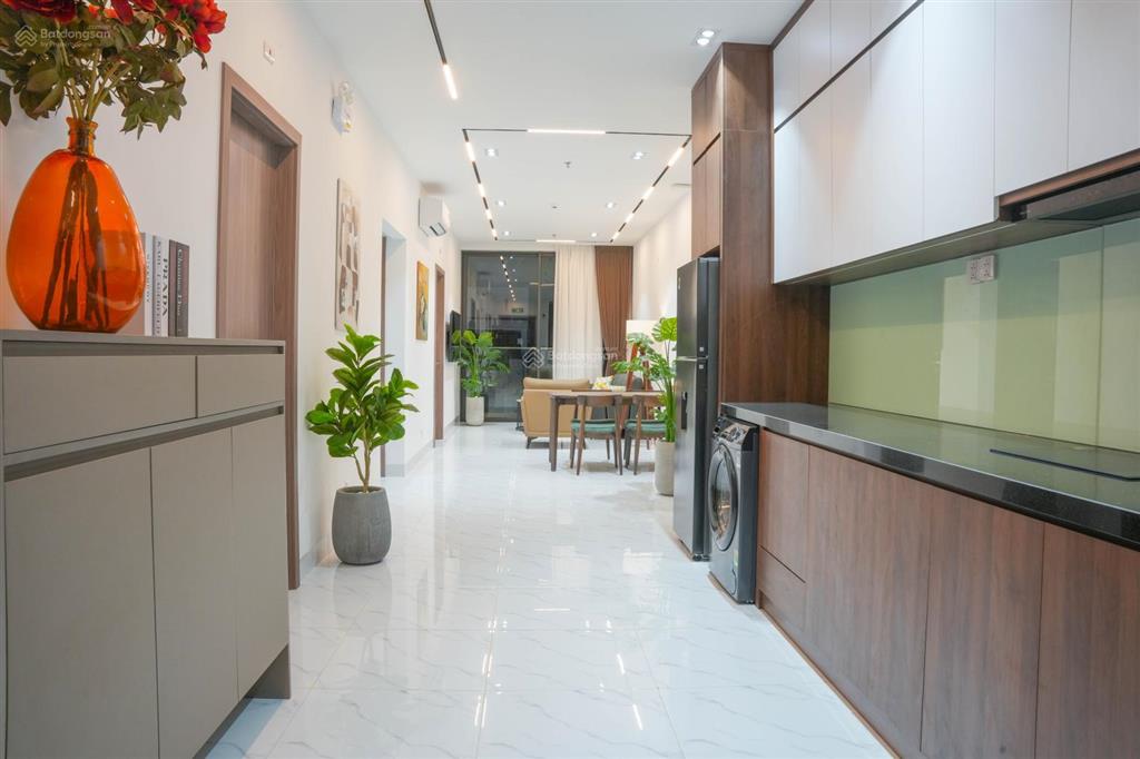 Cho thuê căn hộ 3pn 100m² full nội thất hiện đại, balcony thoáng, trung tâm đà nẵng