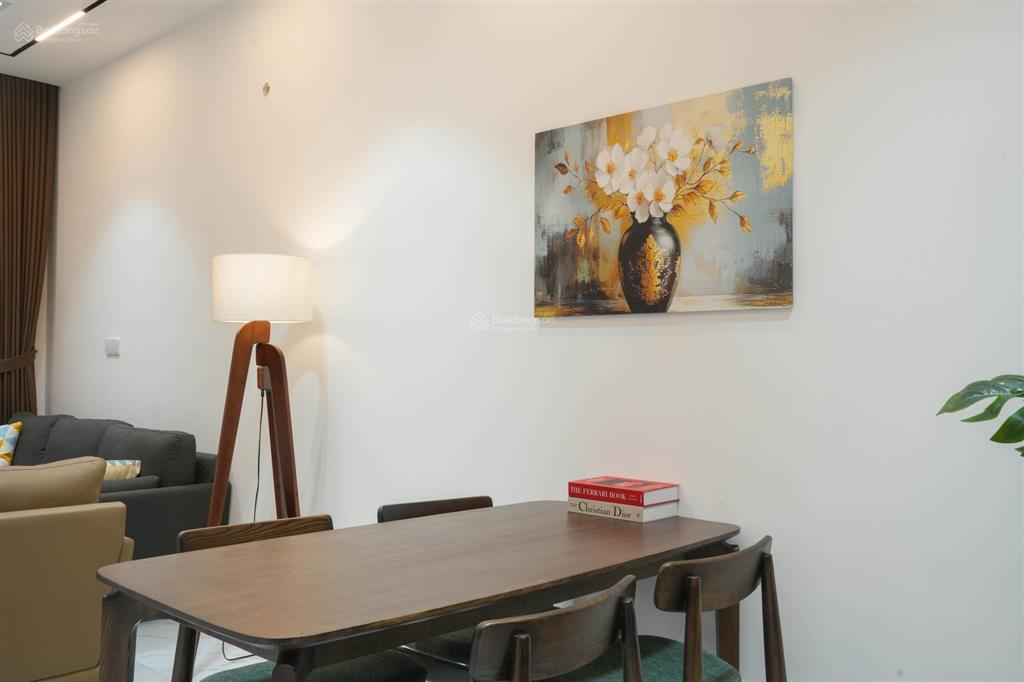 Cho thuê căn hộ 3pn 100m² full nội thất hiện đại, balcony thoáng, trung tâm đà nẵng