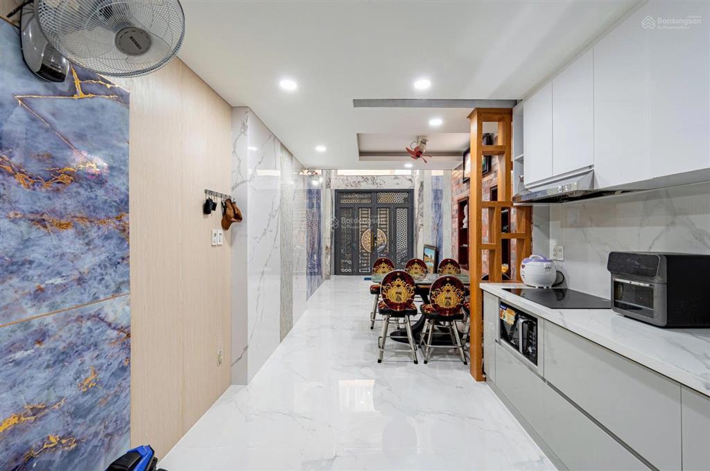 Bán nhà 149m2, 4pn, 5wc tại 63/9 bà hạt, 7,3 tỷ vnd