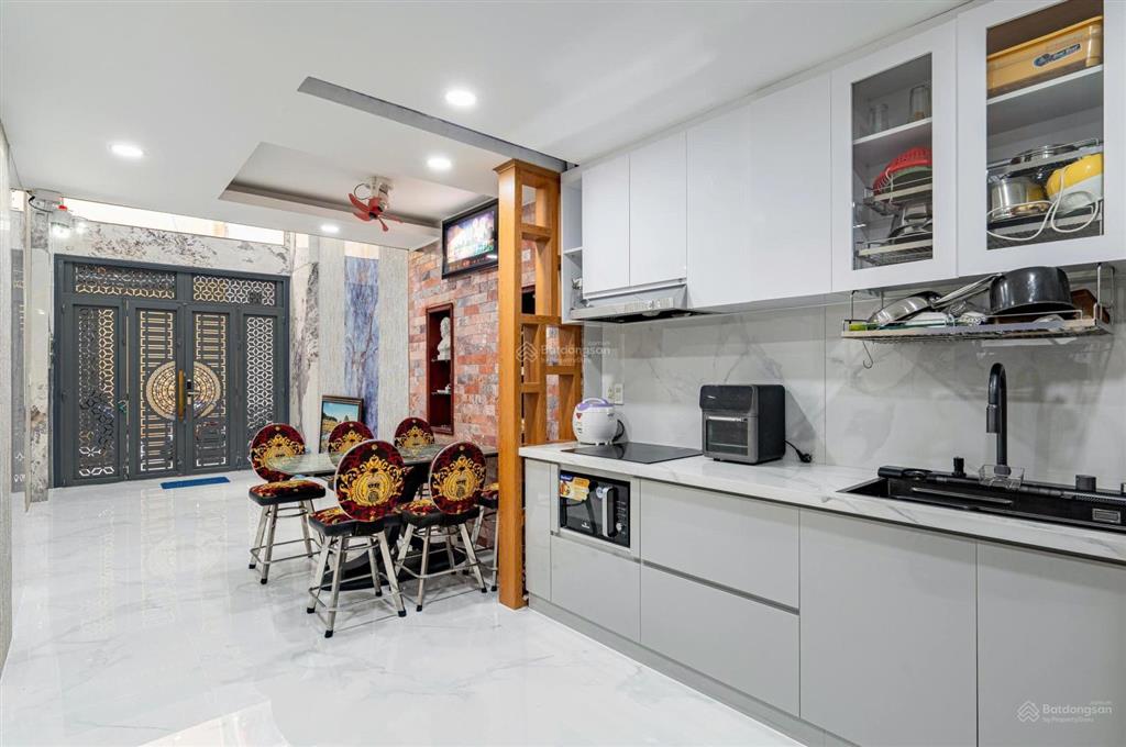 Bán nhà 149m2, 4pn, 5wc tại 63/9 bà hạt, 7,3 tỷ vnd