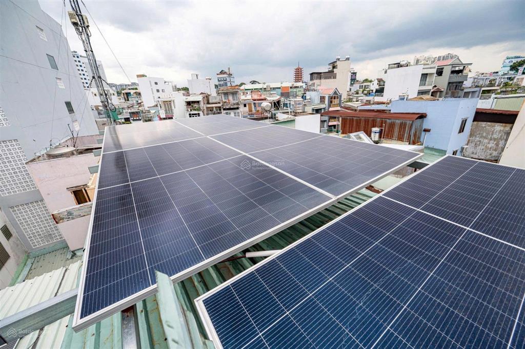 Bán nhà q10 tầng 138m2, tầng lửng 30m2, tầng 338m2, tầng 438m2, tầng 538m2 có điện mặt trời