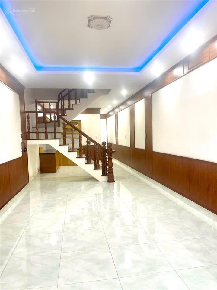 Chủ gởi bán nhà 1t1l (dt 93m2) sổ riêng thổ cư 100% đường oto thuộc p. bửu hoà. giá chỉ 3,3 tỷ