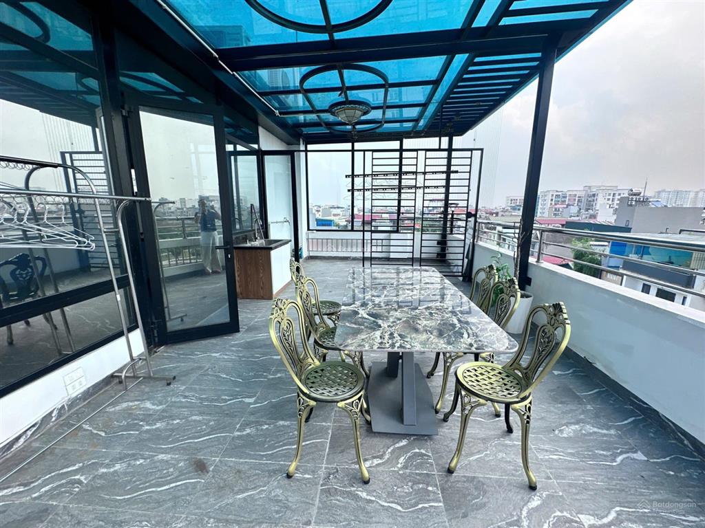 Tòa nhà văn phòng thiết kế chuẩn thương mại long biên mt 9 m