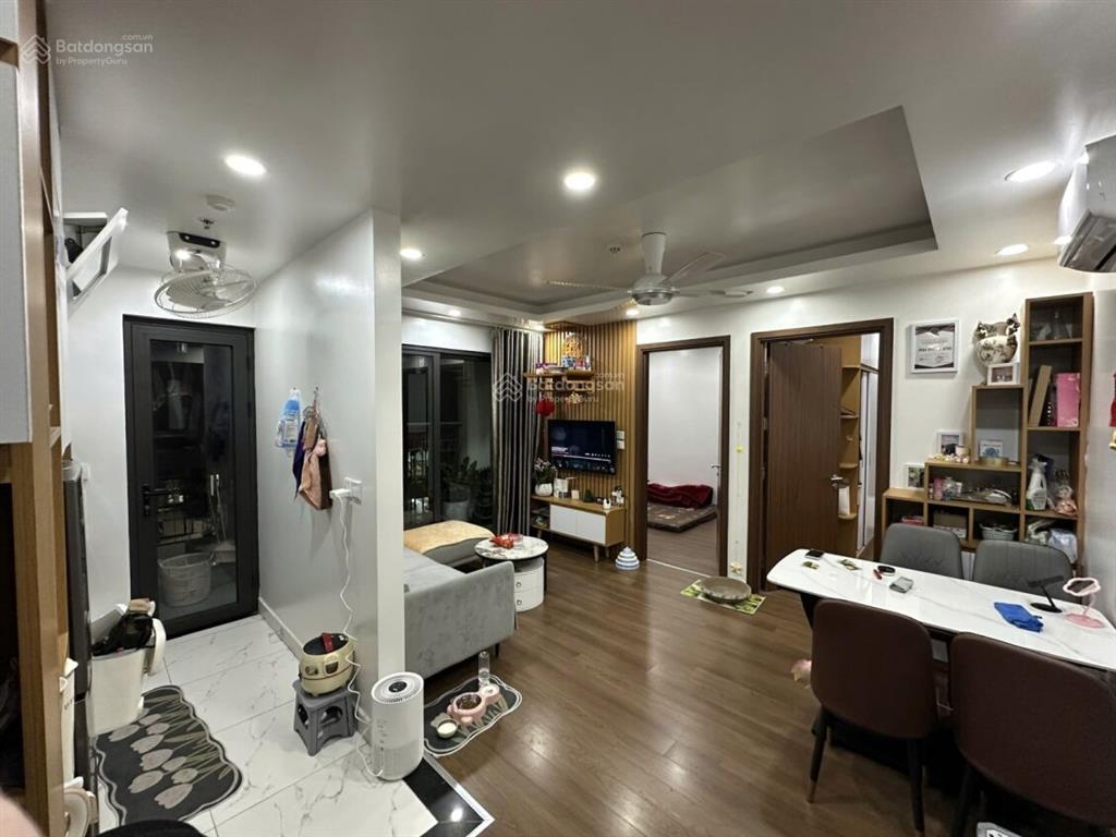 Bán căn hộ tòa phương đông green park 2n 2 wc giá 4,9 tỷ