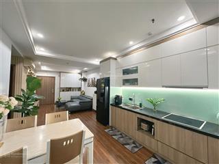 Tôi cần bán căn hộ sky central 176 định công, nhà đẹp về ở luôn