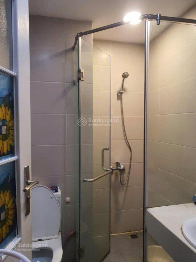 Tôi cần bán căn hộ tòa ip1 360 giải phóng, giáp đường giải phóng đã có sổ hồng