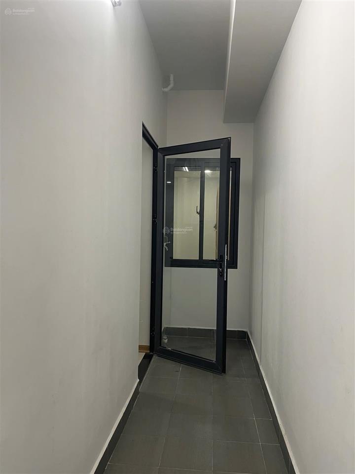Tôi cần bán căn 3 ngủ tại tòa rose town dv1