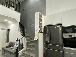 Bán gấp nhà phường bình tân, hẽm xe tải 6m, 90m2, 5 tầng, nhỉnh 5.7 tỷ tl