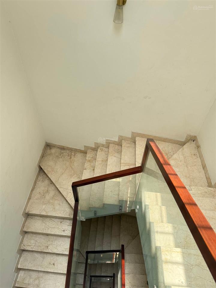 Nhà mặt tiền 7 tầng thang máy, 115m2, nguyễn thị sóc 30m, ngay chợ đầu mối hóc môn, nhỉnh tỷ 10 tl