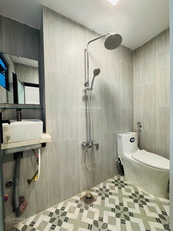 Bán nhà mới quận 6 phạm văn chí, ngang 4x14m, 4 tầng btct, nhỉnh 5 tỷ tl
