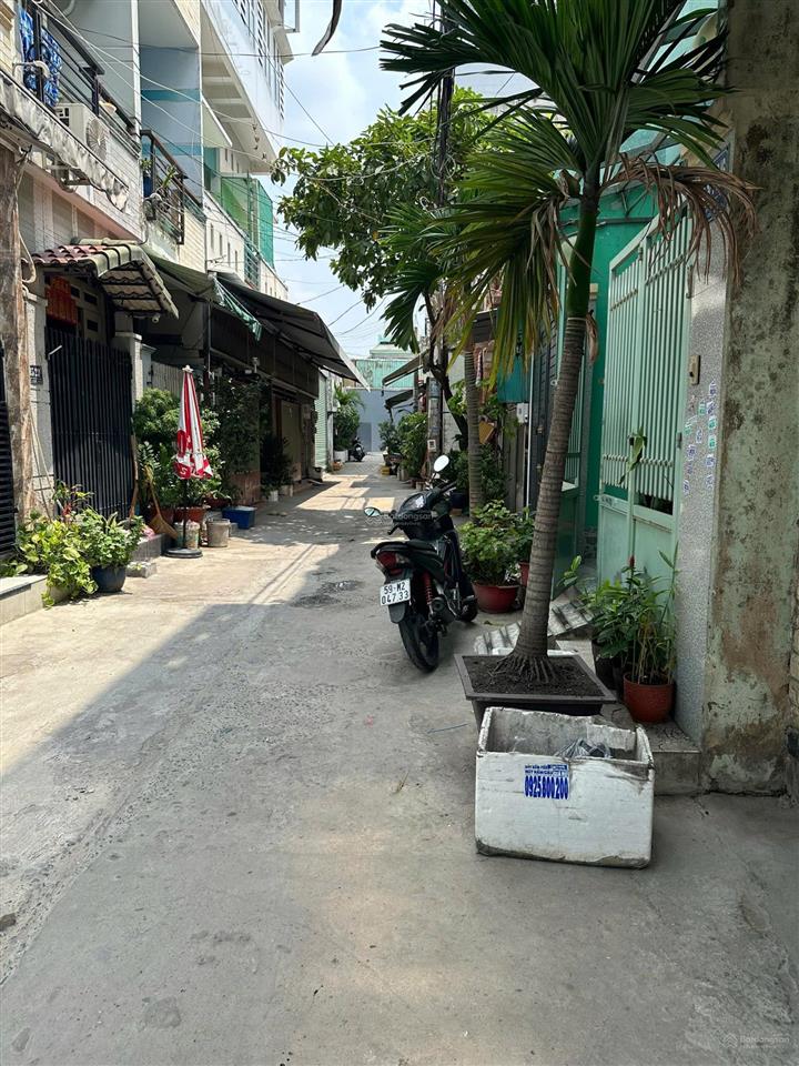 Nhà lô góc hẻm xe hơi 2.7 tỷ 0368 123 *** đình nghi xuân, bình trị đông, bình tân 4 x 7m