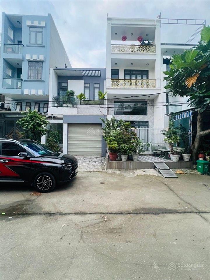 Nhà mới 3 tầng gần chợ khải hoàn hẻm 10m trần đại nghĩa diện tích 5 x 14 (70m)