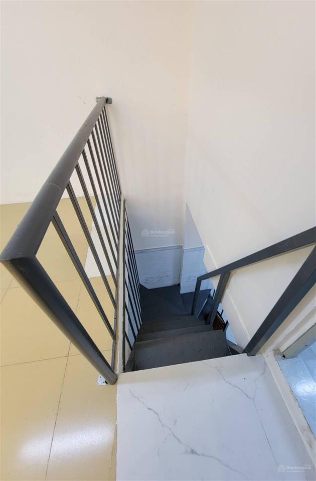 Diện tích 3m x 10.5m công nhận 31.5m kết cấu 1 trệt 1 lầu btct chắc chắn gồm phòng khác