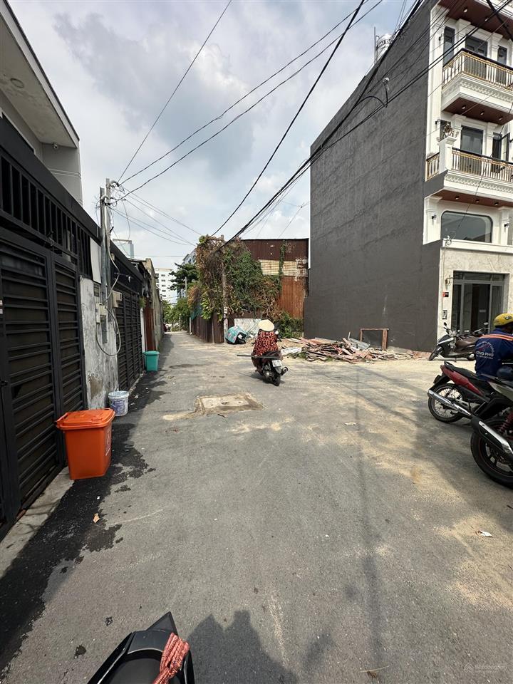 Bán gấp đất nguyễn thị tú bình tân vị trí đẹp, hẻm xe hơi tới đất diện tích 4.9m x