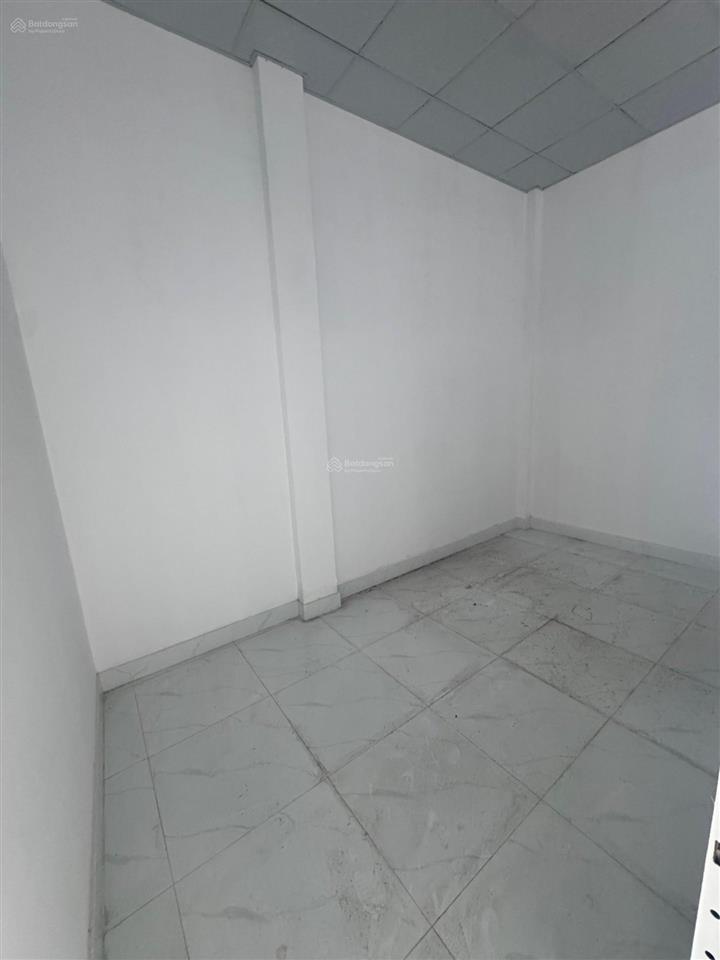 Nhà hẻm xe hơi hồng bàng xách vali vào ở ngay địa chỉ hồng bàng, p. phú lâm, tp.hcm
