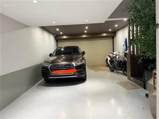 Nhà dân xây giảng võ. 99m2 x6t. thang máy. mt 5.5m. gara 2 ô tô. nội thất đẳng cấp. giá 36 tỷ