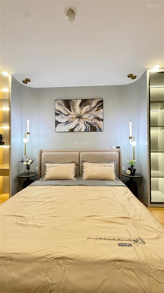 Chính chủ cắt lỗ! căn hộ the zei 2pn, nội thất xịn sò, sổ đỏ, giá chỉ từ 9,8 tỷ .  0877 982 ***