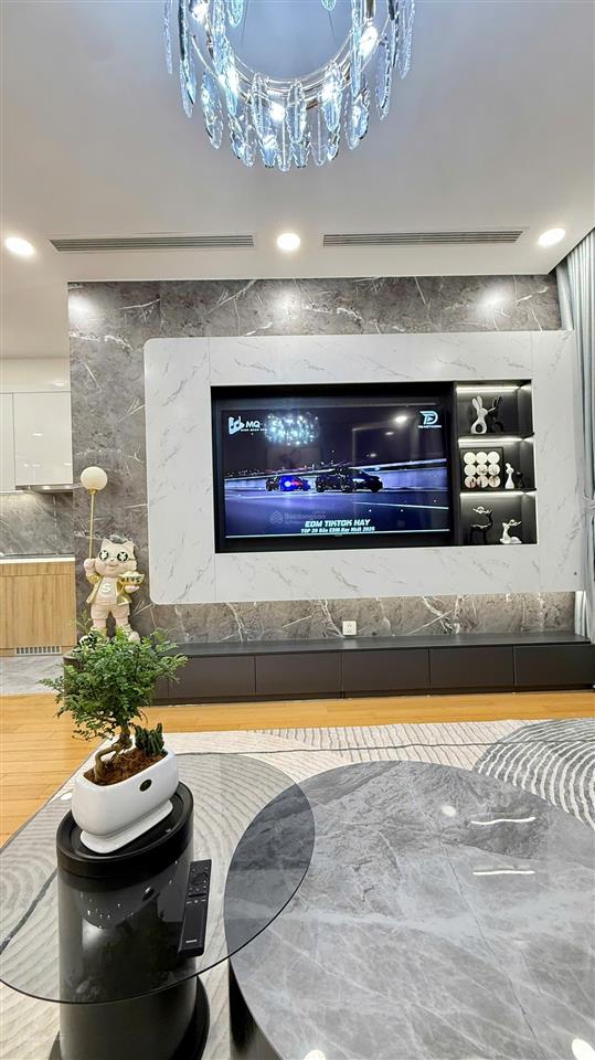 Chính chủ cắt lỗ! căn hộ the zei 2pn, nội thất xịn sò, sổ đỏ, giá chỉ từ 9,8 tỷ .  0877 982 ***