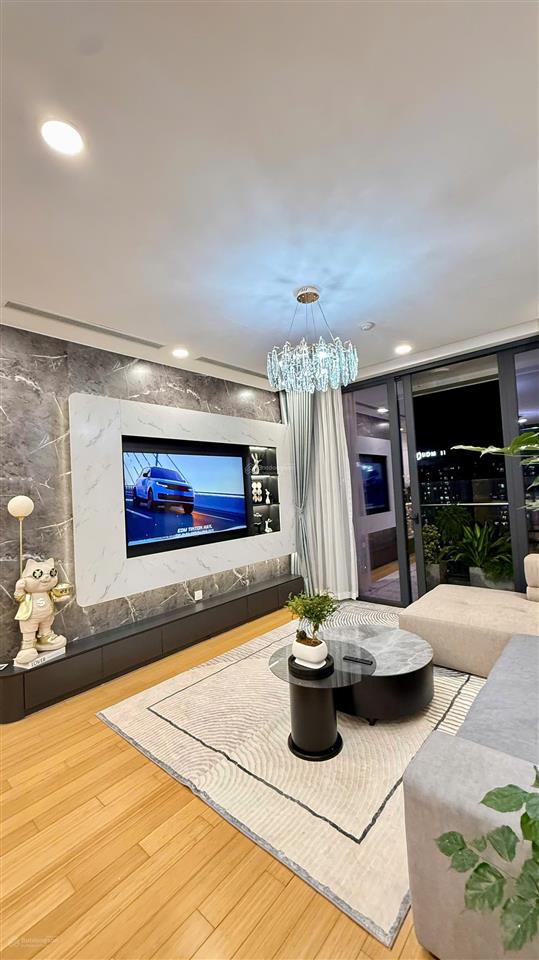 Chính chủ cắt lỗ! căn hộ the zei 2pn, nội thất xịn sò, sổ đỏ, giá chỉ từ 9,8 tỷ .  0877 982 ***