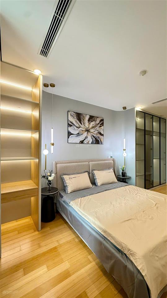 Chính chủ cắt lỗ! căn hộ the zei 2pn, nội thất xịn sò, sổ đỏ, giá chỉ từ 9,8 tỷ .  0877 982 ***