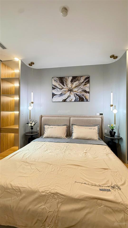 Chính chủ cắt lỗ! căn hộ the zei 2pn, nội thất xịn sò, sổ đỏ, giá chỉ từ 9,8 tỷ .  0877 982 ***