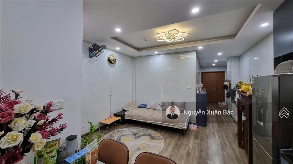 Chính chủ bán nhanh căn hộ 2n1vs 55m2 tại a14 nam trung yên nội thất cơ bản giá 5,1 tỷ sẵn sổ