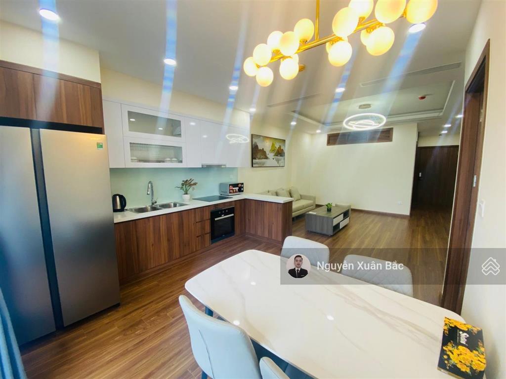 Bán gấp cc golden park tower, giá siêu hời, 11 tỷ vnd, 95m2, 3pn, 2wc, đông nam nhận nhà ngay